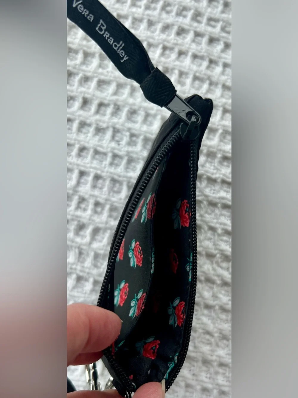 Vera Bradley Zip ID Case + Lanyard in Pattern CLASSIC BLACK Microfiber *NEW*